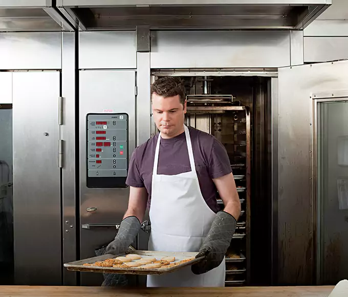 Why East Hartford, CT Kitchens Trust East Hartford Appliance Pro for Commercial Oven Repair?